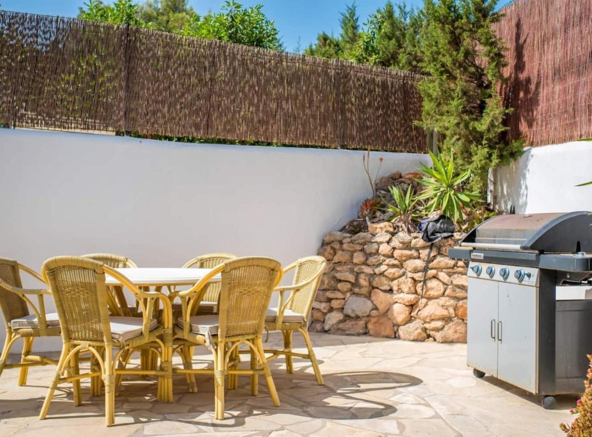Villa En Cala Vadella Familias Y Parejas Sant Josep de sa Talaia Exterior photo